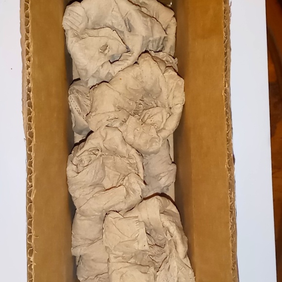 Brass Napkin Ring Holders, Set of 8 - Picture 5 of 5